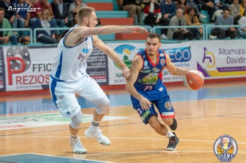Lions - Matera 97-83 00153