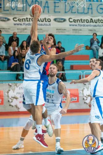 Lions - Matera 97-83 00158