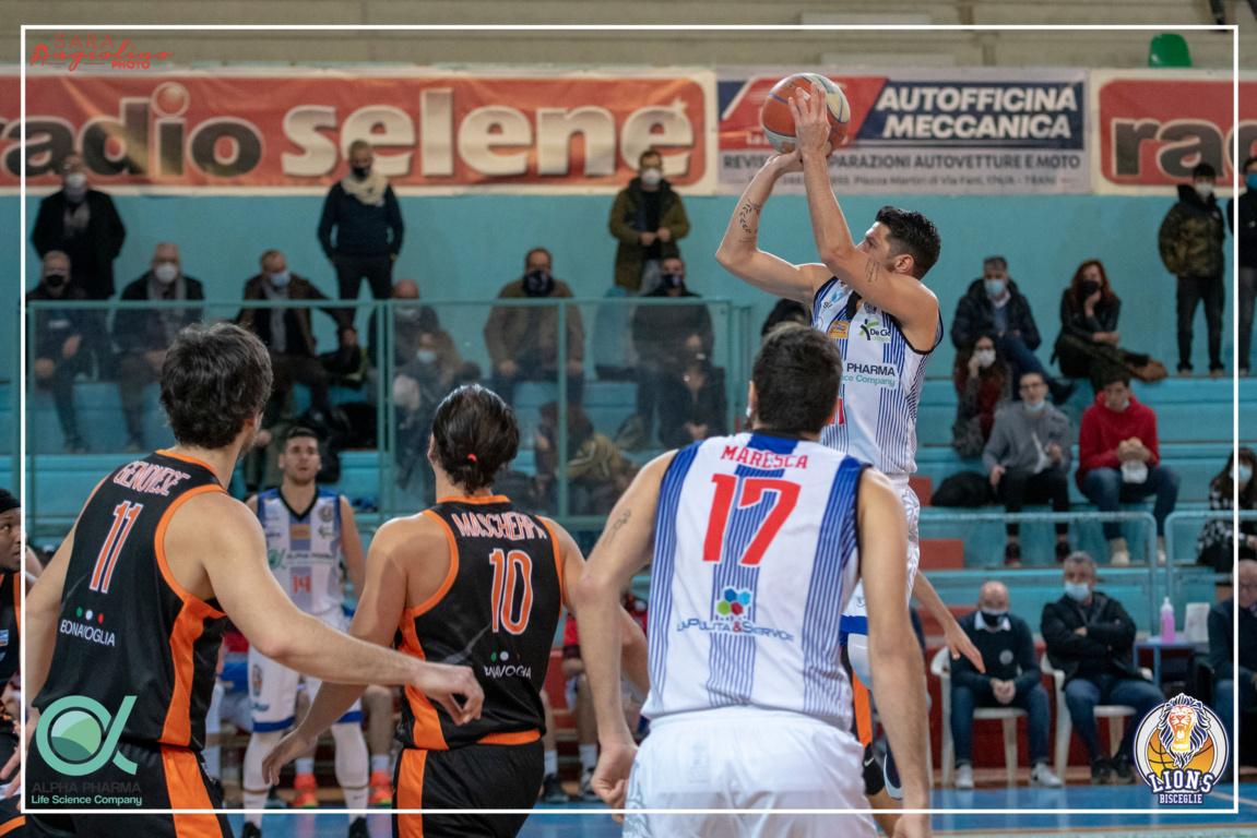 Lions - Reggio 71-69 00022 (FILEminimizer)