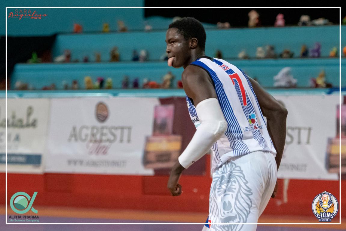 Lions - Reggio 71-69 00054 (FILEminimizer)