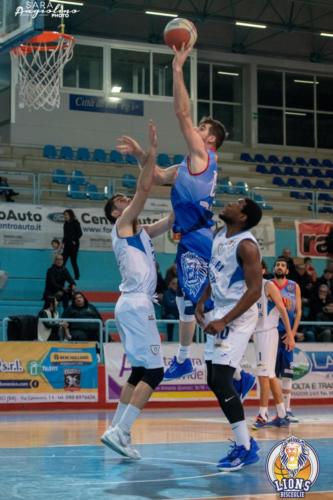 Lions - Scauri 63-56 00082